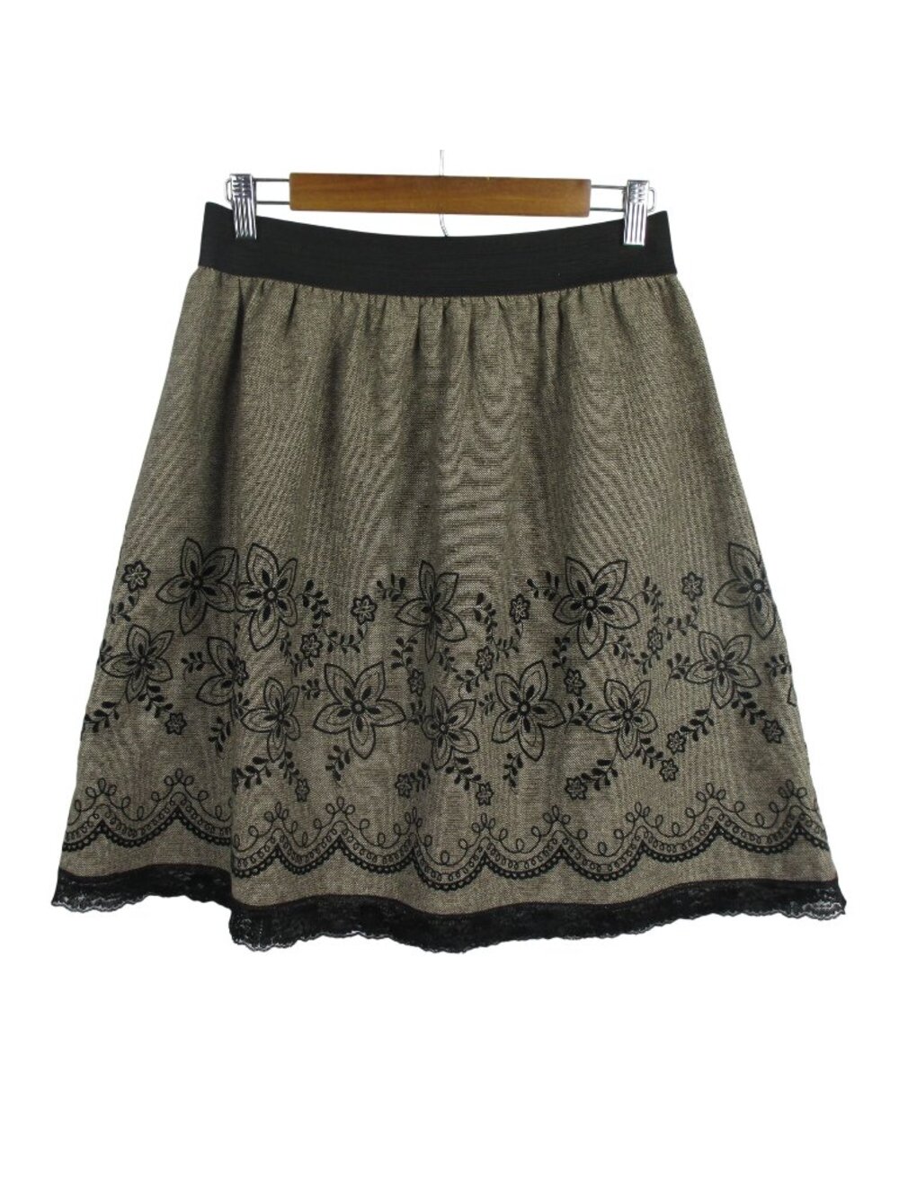 Studio 253 Floral Embroidered Skirt Black Lace Hem Size L Tan & Black Cottage